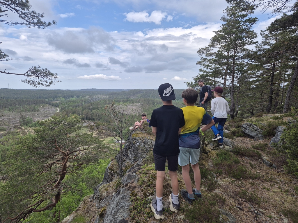 Friskusbarn på tur
