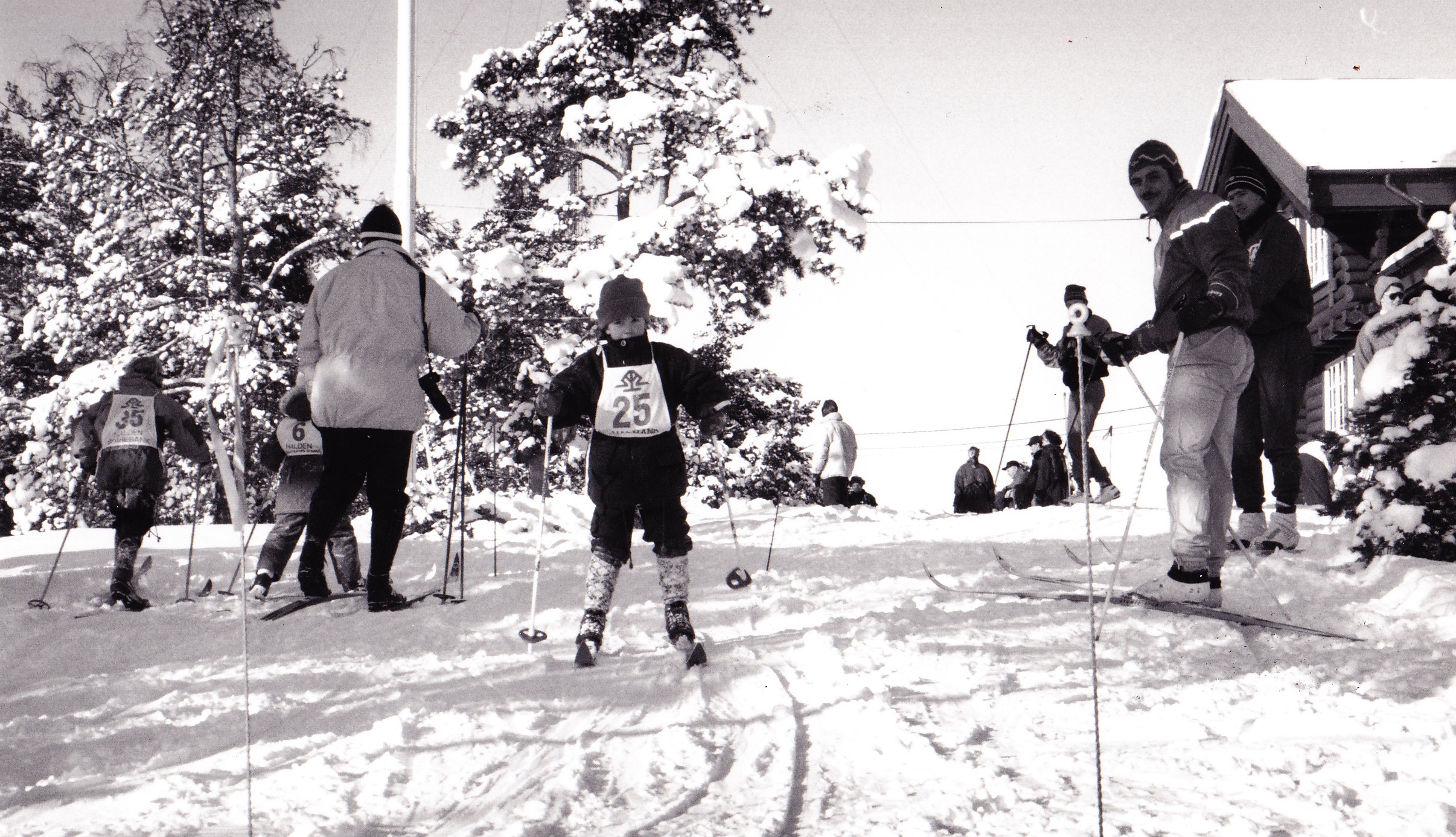 Redaktøren på ski, Høiås 1994. Foto: Halden Arbeiderblad.